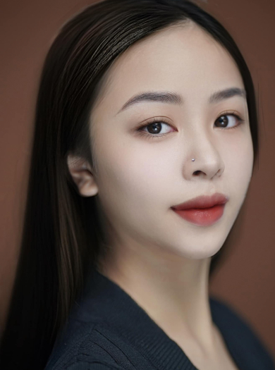 Ms. Hoa